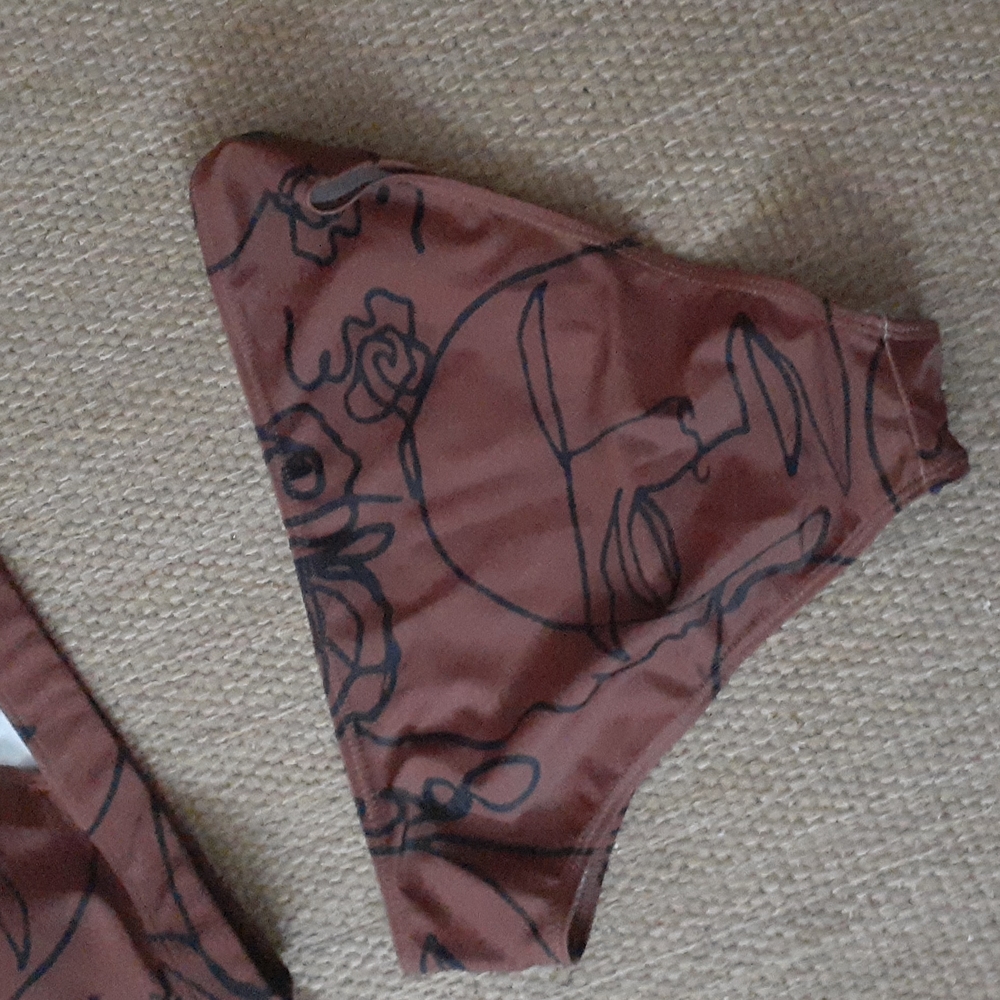 ⭐️ Host Pick⭐️ SHEIN Brown/Black 2 Piece Swimwear - Picture 3 of 6